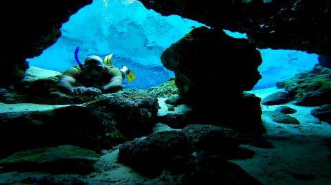 Freediving EMPTY Ginnie Springs (High Springs, Florida)