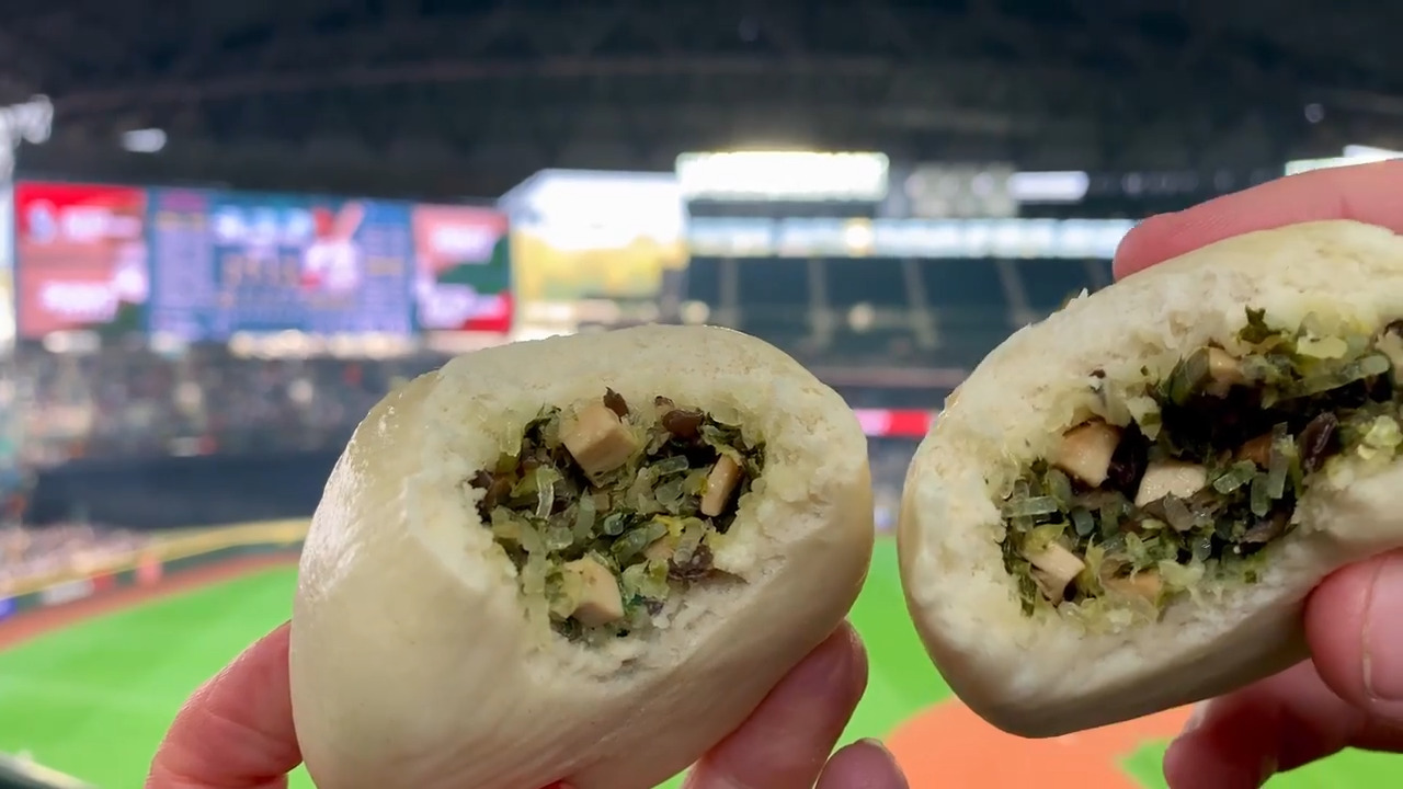 8 new food options at the Mariners' T-Mobile Park, including a $3