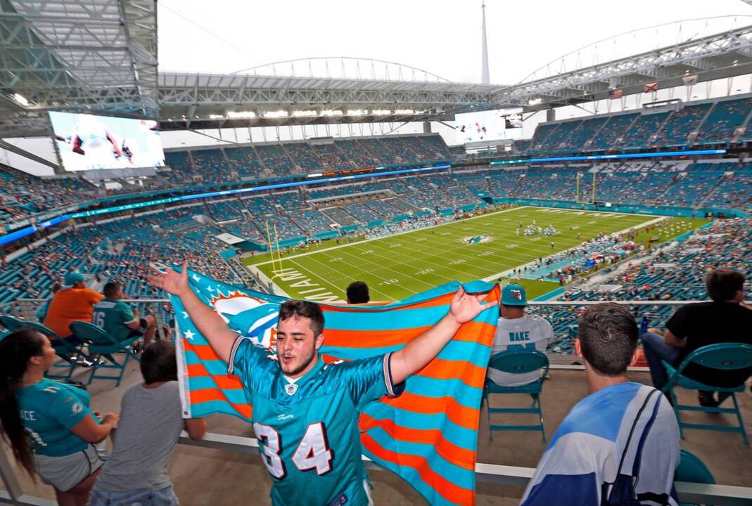 Dolphins shady home-field advantage makes opponents hot - The Washington  Post