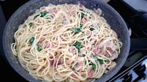 TBPH221 _ Creamy Carbonara w_ Spinach Recipe