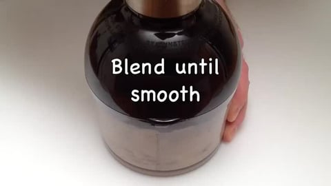 Banana Dates Chia Smoothie