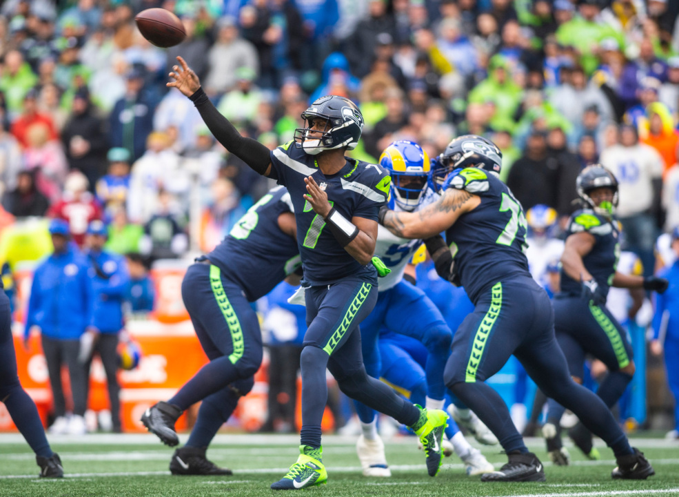 Rejoice, Seattle! Seahawks make playoffs when Lions beat Packers