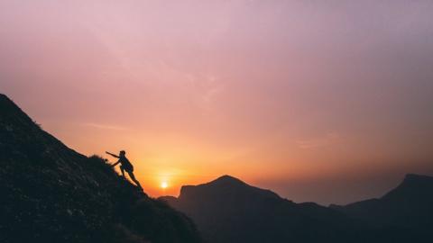 MOST BEAUTIFUL SUNRISE IN INDIA - Munnar, Kerala