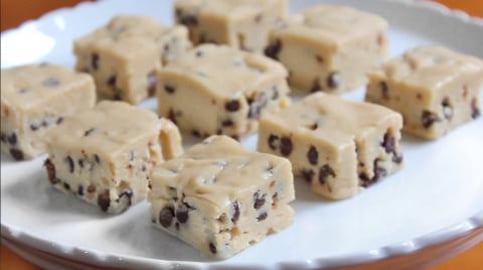 Cookie Dough Fudge | SweetTreats