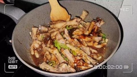 TBPH260 _ Adobong Chicken Feet