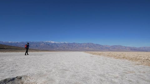 Photographing The Lowest Point In North America In Death ...