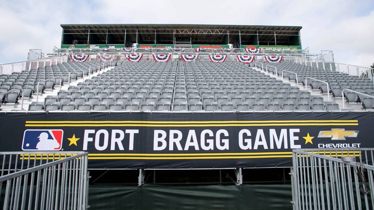 Marlins, Braves wear 'Stars & Stripes' jerseys at Fort Bragg Game