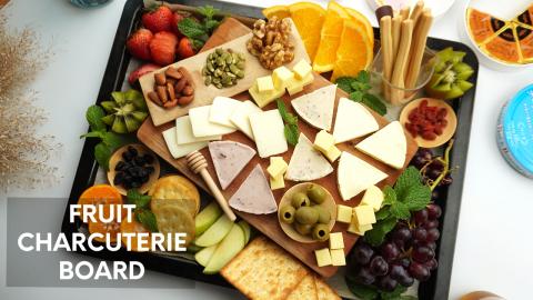 Fruit Charcuterie Board | How to build your Fruit Charcut...