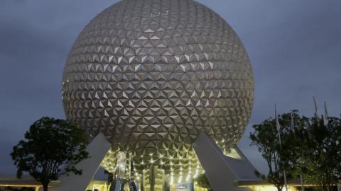 Epcot - Spaceship Earth Beacon of Light - Show - 7/2/2022...
