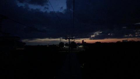 Skyliner from Caribbean Beach Station to Hollywood Studio...