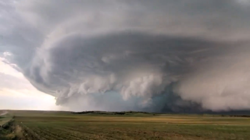 Thunderstorms rumble through the Plains