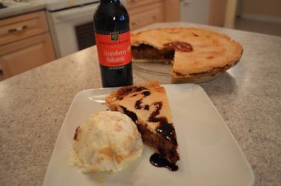 How to Bake Napa Valley Strawberry Balsamic Rhubarb Pie: ...