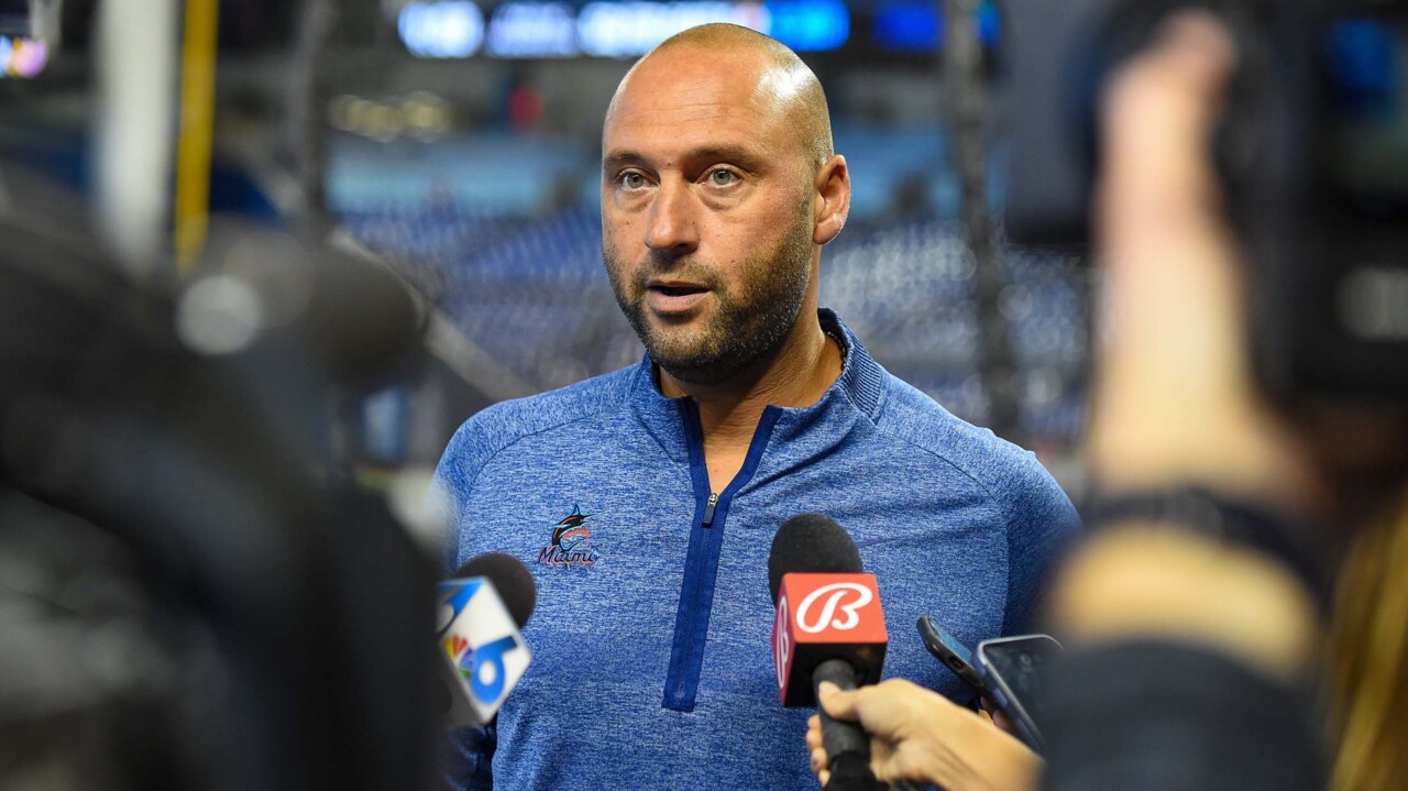 Derek Jeter resigns as Marlins CEO, cites 'different' vision 