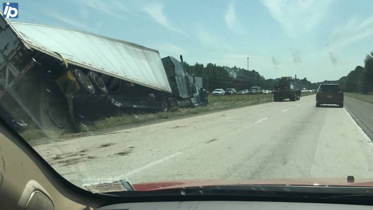 Overturned Semi Truck Causes Delays On Southbound I-95 In Jasper County ...