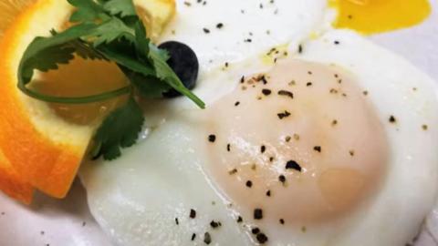 How to Baste an Egg | It's Only Food with Chef John Polit...