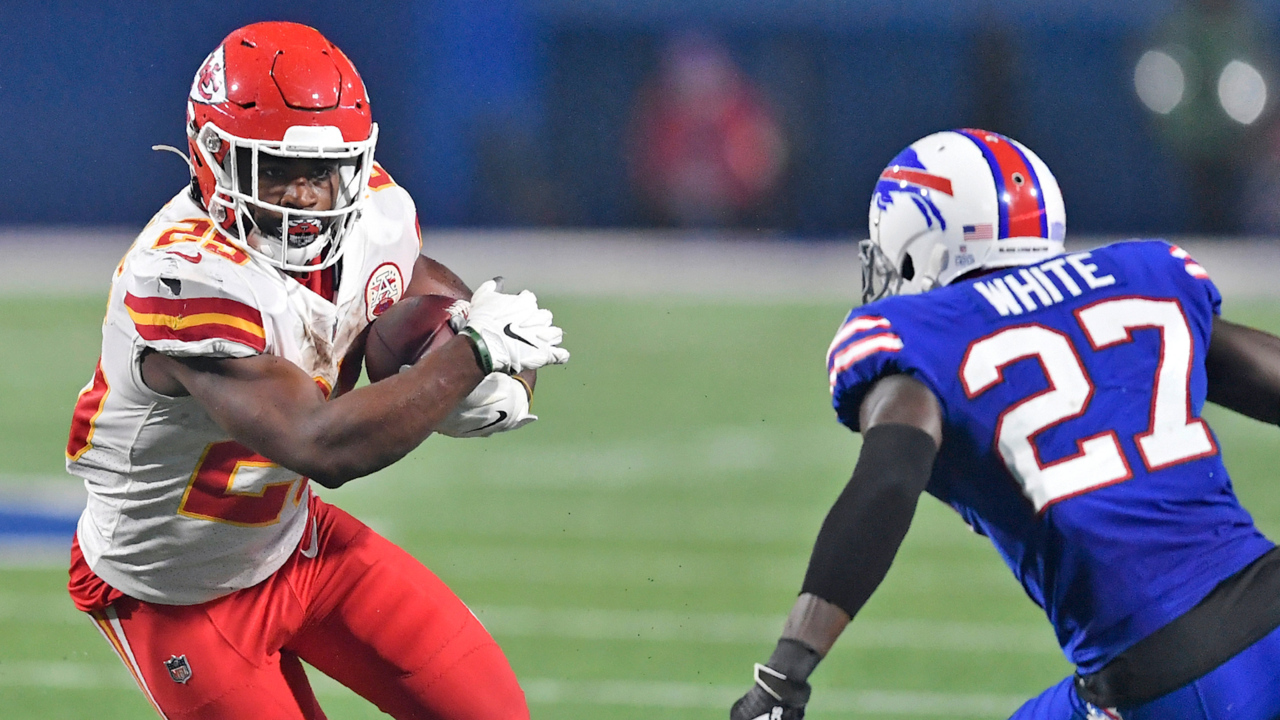 Chiefs' Edwards-Helaire nominated for Salute to Service Award