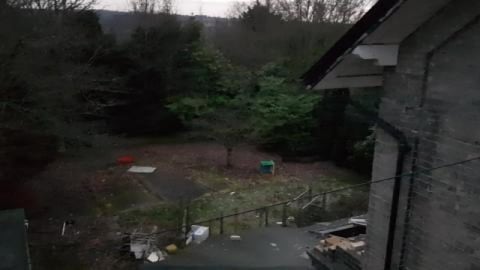 CREEPY ABANDONED BUILDING...