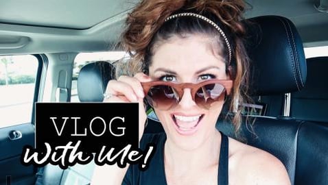 VLOG with ME! TRAVEL VLOGGING Tips & Shot Ideas