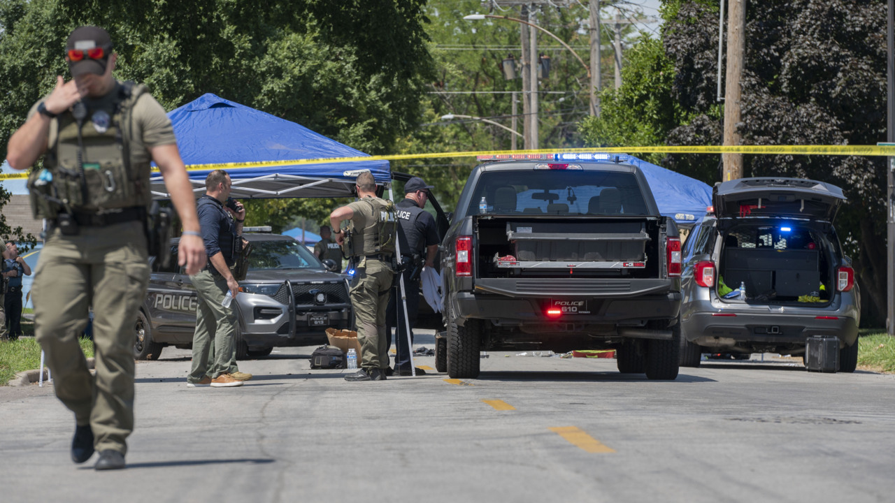 North Kansas City police officer was shot and injured during a traffic ...