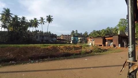 Auto Took Us Through Narrow Alleys To Drop At Kudle Beach...
