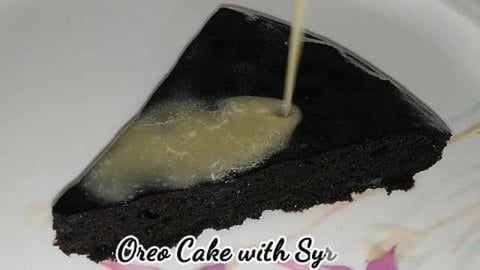 TB56_ 2 INGREDIENTS OREO CAKE WITH SYRUP