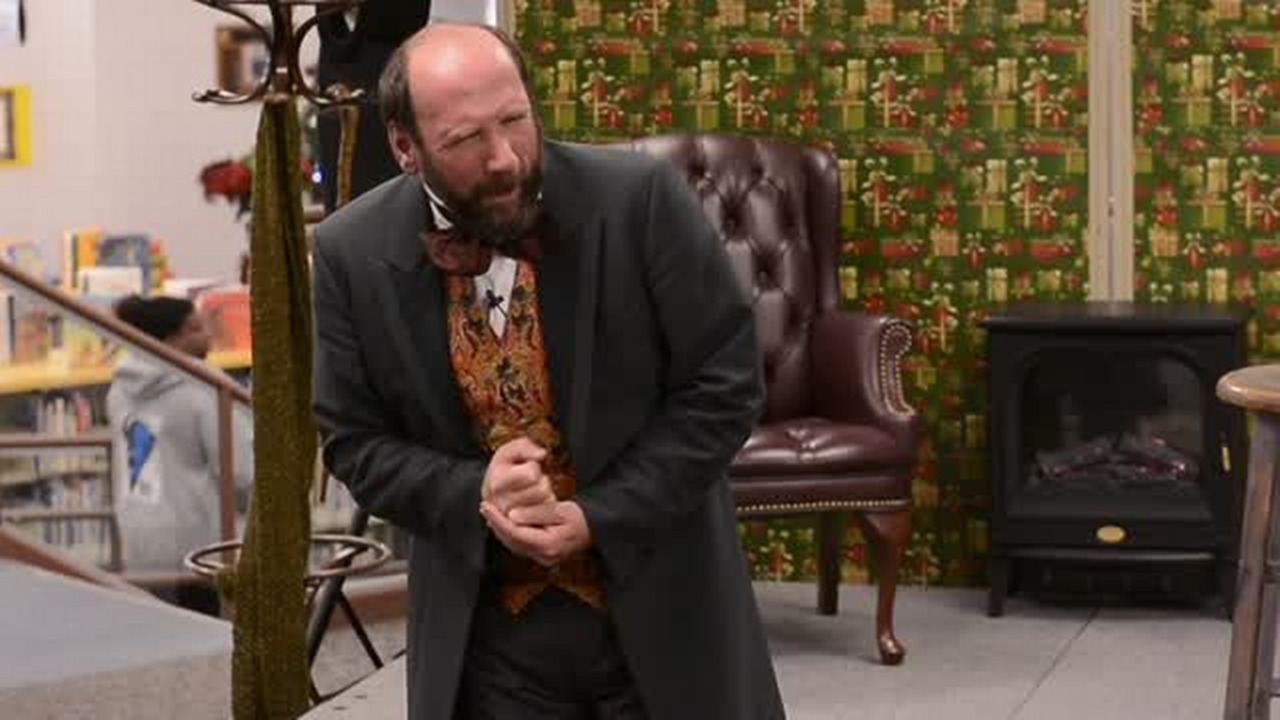 Charles Dickens' greatgreat grandson performs 'A Christmas Carol' Kansas City Star