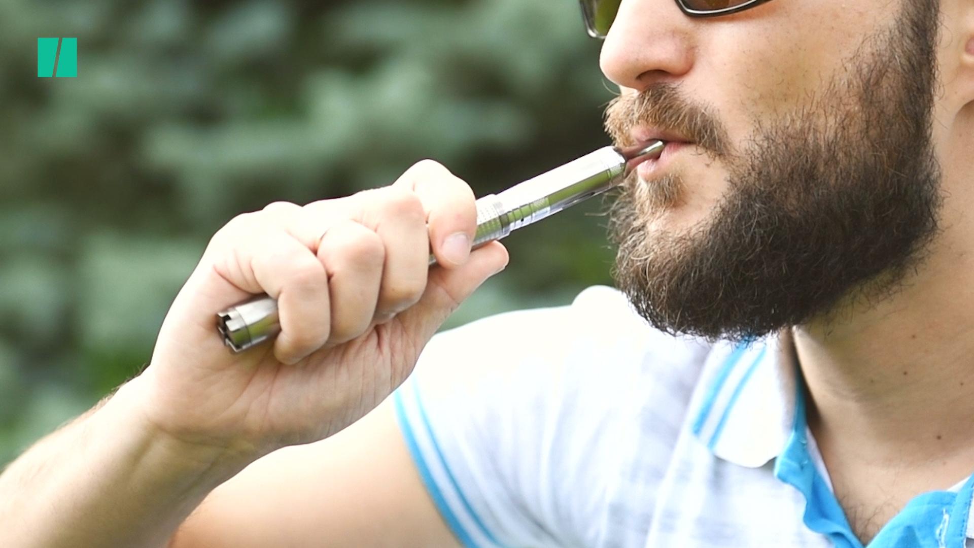 Walgreens And Kroger Stop Selling E Cigarettes Amid Health Crisis