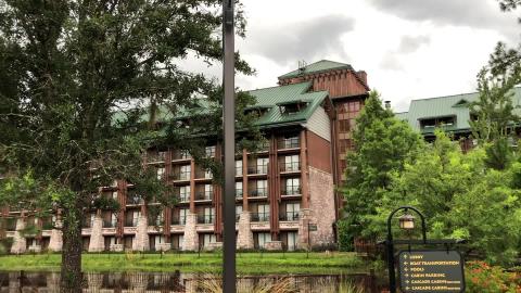 Disney Resorts - Wilderness Lodge Experience during COVID...