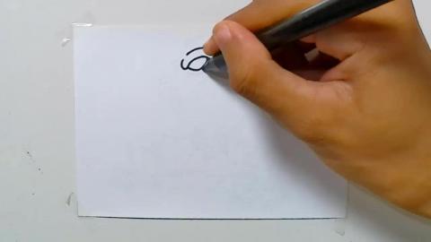 Drawing graffiti zombie shorts