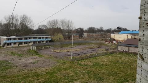 ABANDONED GHOST TOWN... YIKES