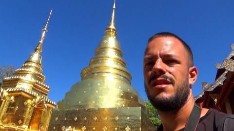 MY FIRST TIME in CHIANG MAI THAILAND - THE CITY OF TEMPLE...