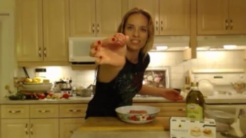 How to Cook Meatballs & Gravy: Cooking with Kimberly