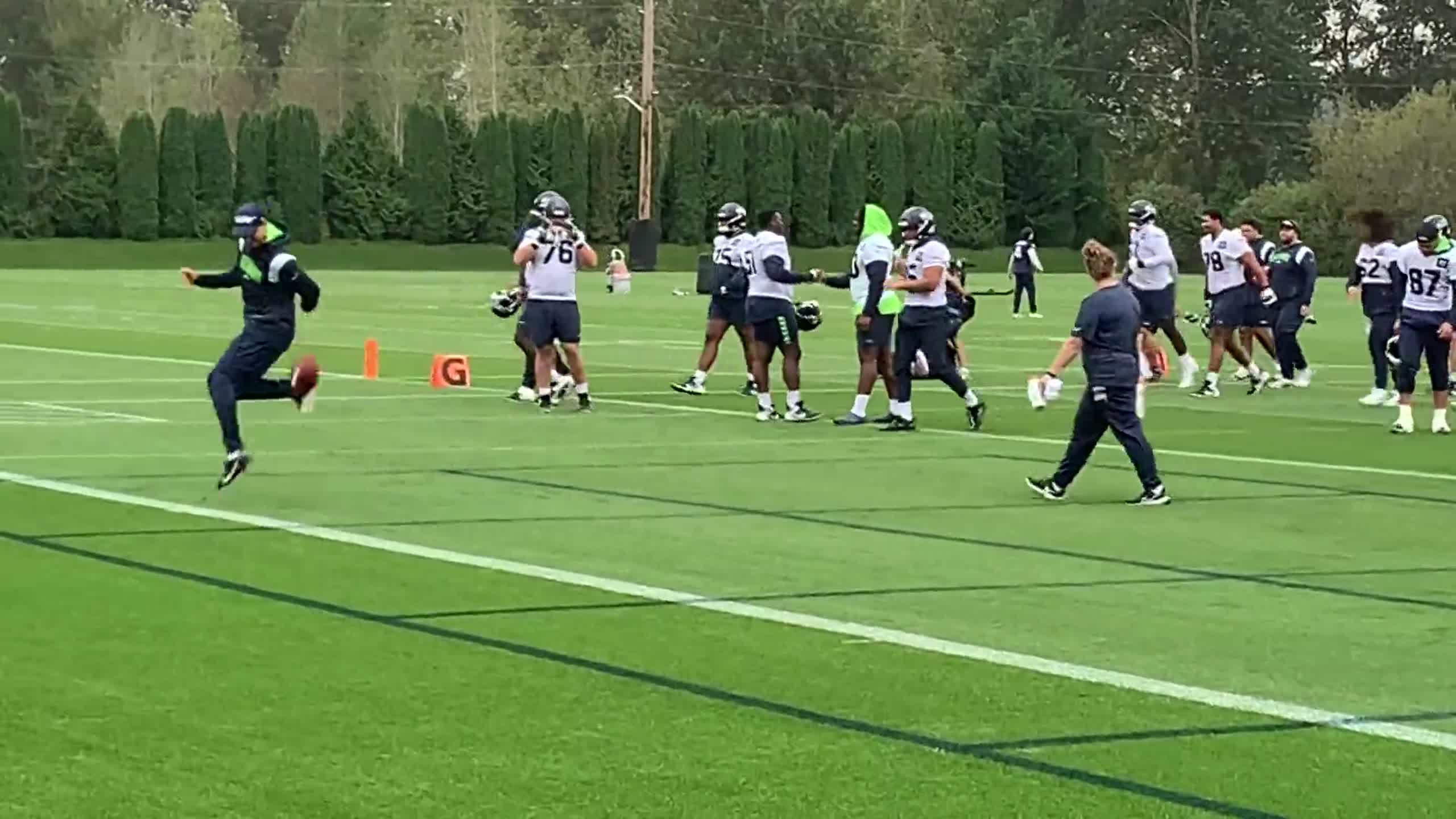 Seahawks News 7/19: Who will break from Seahawks training camp with an  elevated role? - Field Gulls