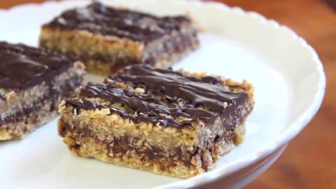 No Bake Nutella Oat Bars | SweetTreats
