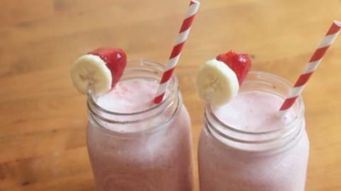 Strawberry Banana Smoothie | 4 ingredients