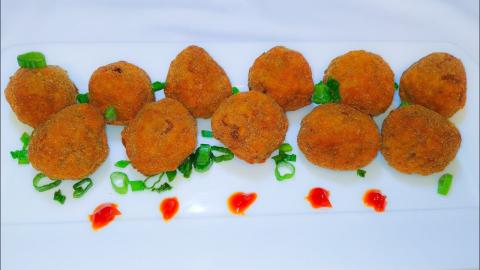 How To Make  Crunchy Meatballs For Lunch.