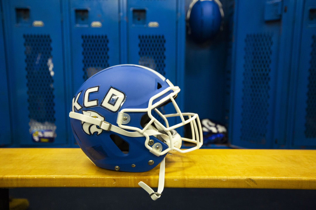 These two NCAA football teams are using a $1,500 high-tech helmet that  reduces impact forces – GeekWire