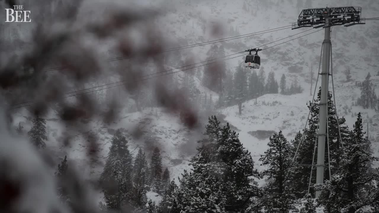 Video: Snow Falls On Lake Tahoe CA Ski Resorts | Sacramento Bee