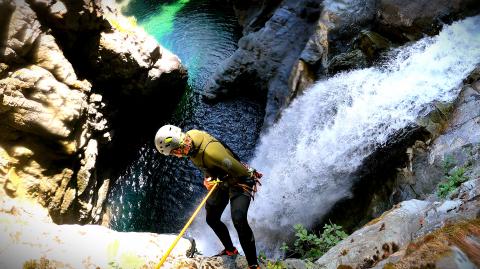 I HAD to jump in!! First Descent of Vancouver Island's Li...