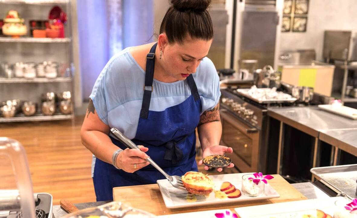 Puyallup woman competes for Spring Baking Championship on Food Network