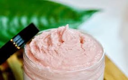 DIY Homemade Creamy Body Scrub.