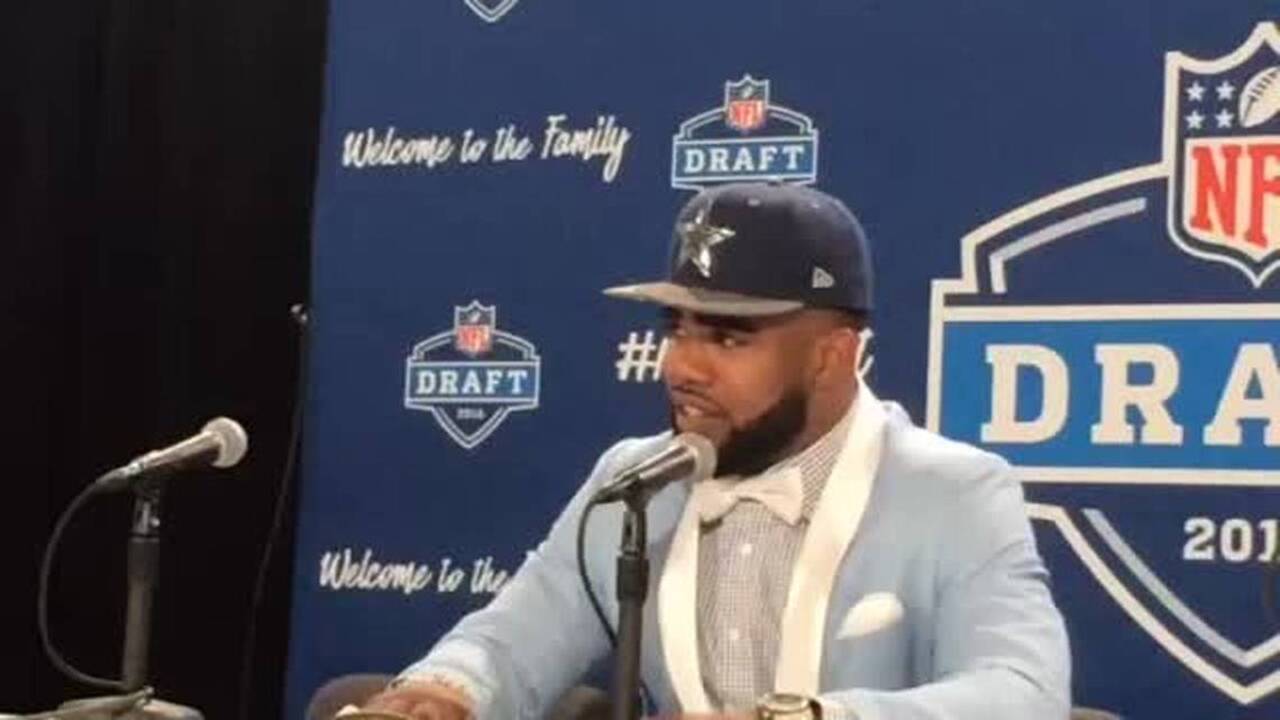 Ezekiel Elliott Turns Heads On NFL Draft Red Carpet With Crop Top