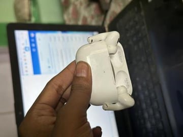 Apple AirPods Pro 2nd Generation, USA Master copy