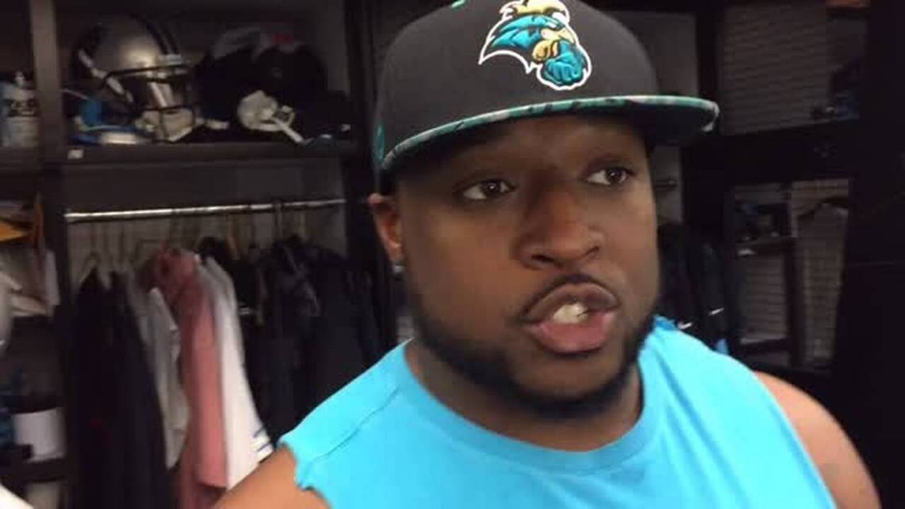 Panthers' Tolbert Pays $3,900 Auto Repair Bill In Coins - WCCB Charlotte's  CW