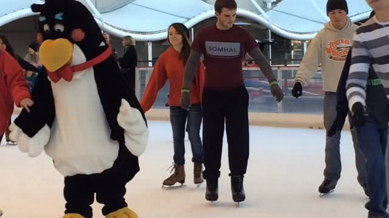 Crown Center Ice Terrace opens with a free skate Kansas City Star