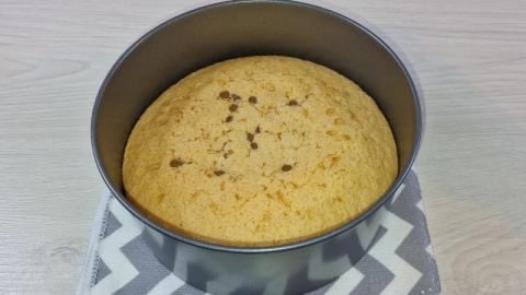 Super Moist Lemon Cake - Everyone asks me for the recipe
