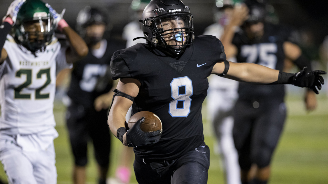 Photos Bulldogs beats Warriors during high school football game