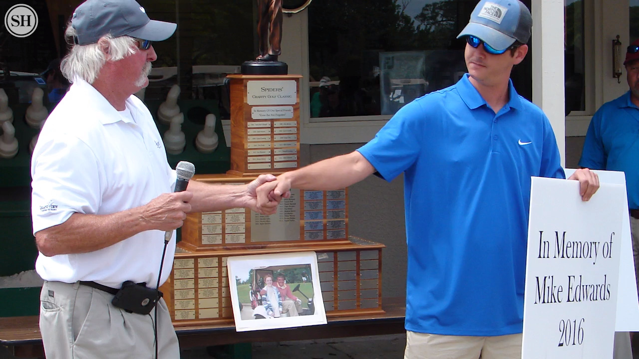 Atlanta Braves legend John Smoltz qualifies for U.S. Senior Open