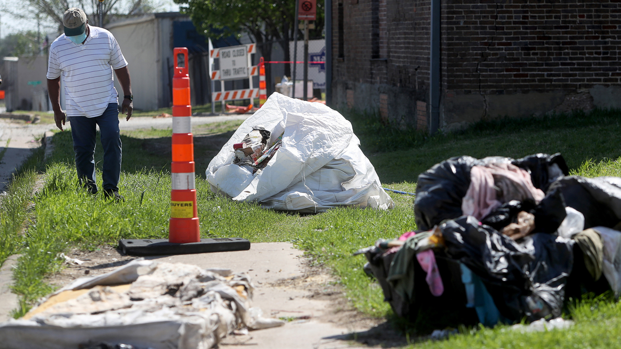 Fort Worth Southside homeowners want trash cleaned up | Fort Worth Star ...