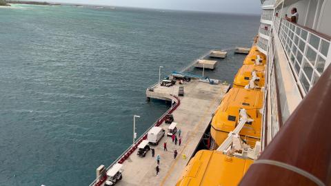 Disney Wish - Leaving Lookout Cay at Lighthouse Point fro...